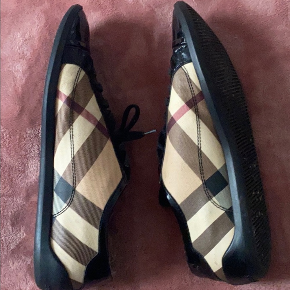 Burberry shoes